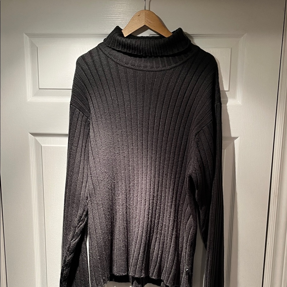 Grey Men’s Turtleneck Sweater